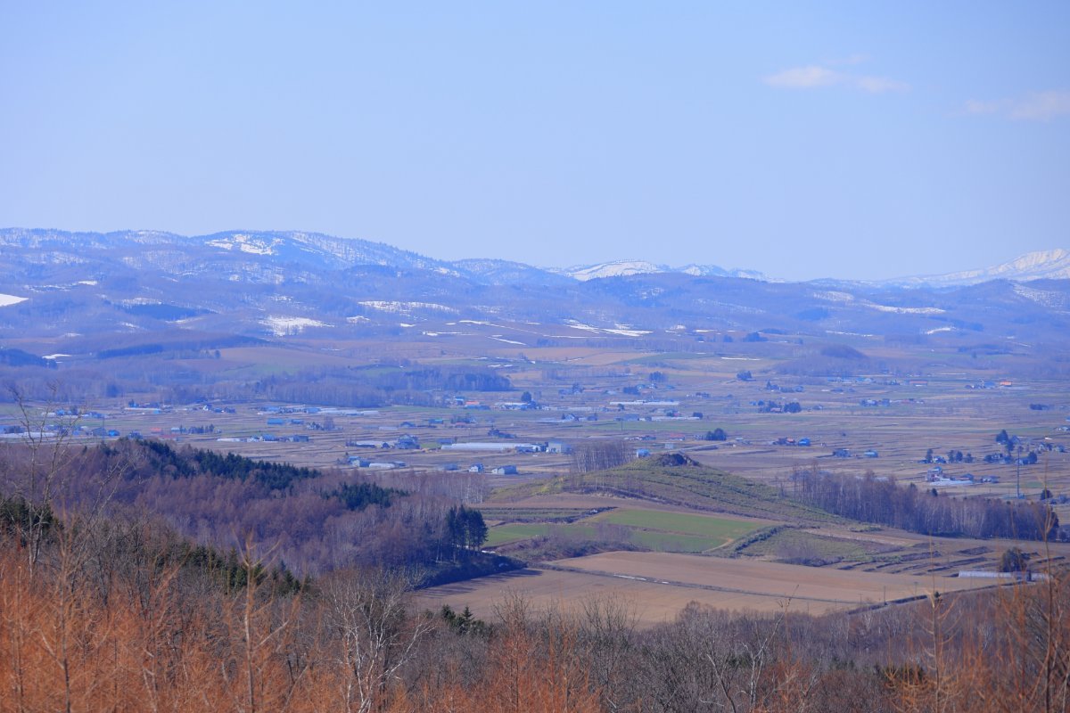 塩狩峠から望む和寒町の田園風景